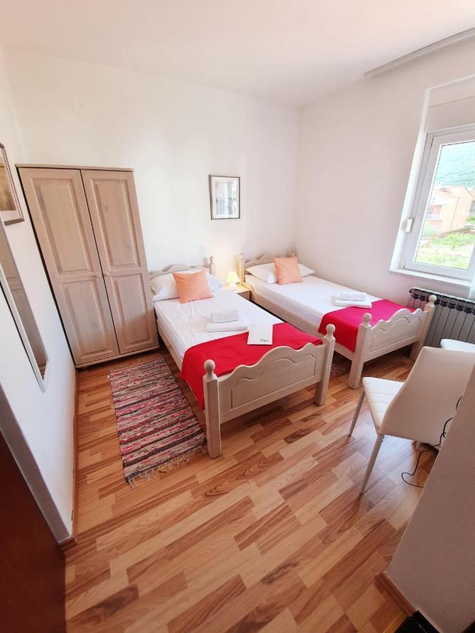 Hotel Roko Каштела Екстер'єр фото